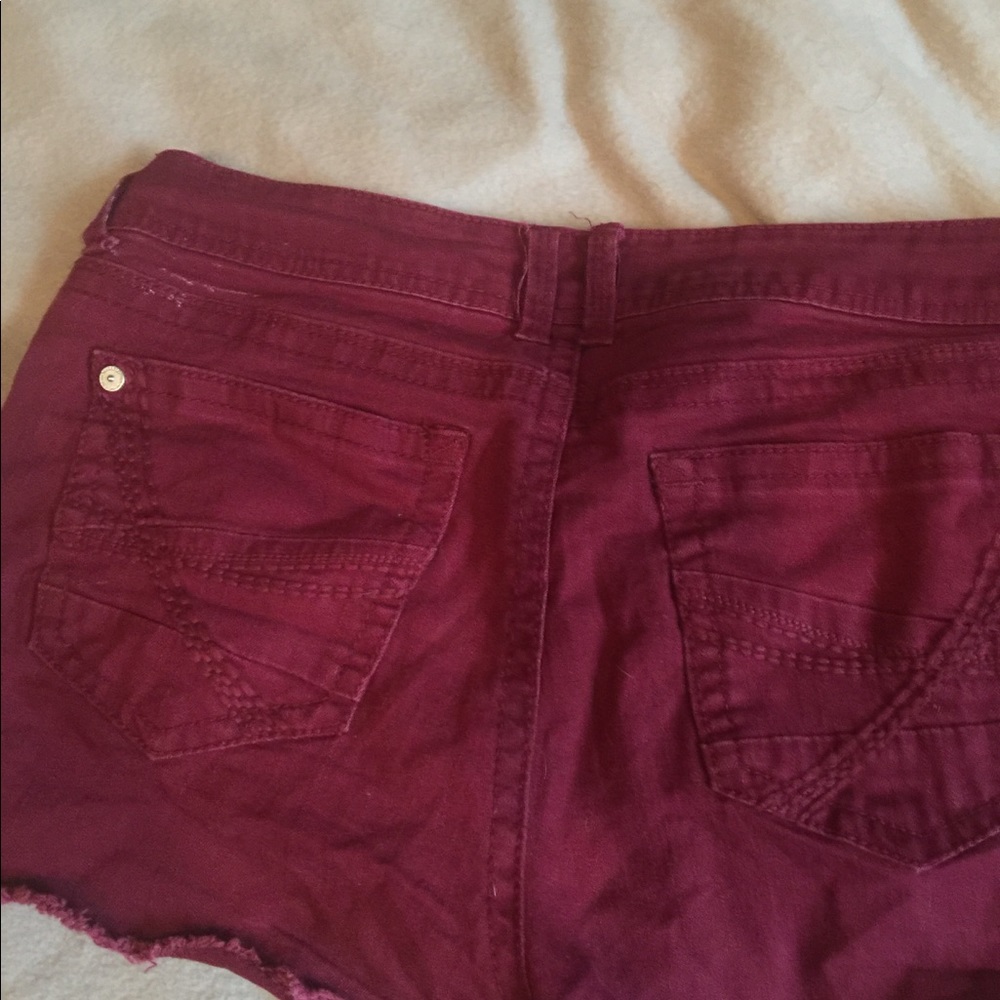 Shorts - Picture 2 of 2